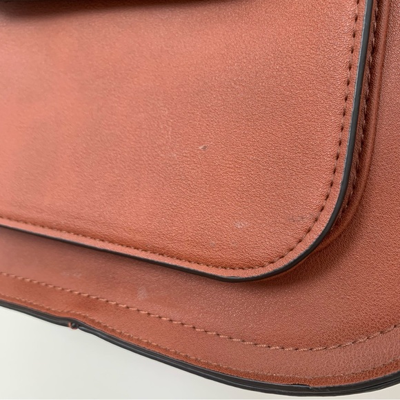 Steve Madden Saddle Bag - Picture 3 of 9